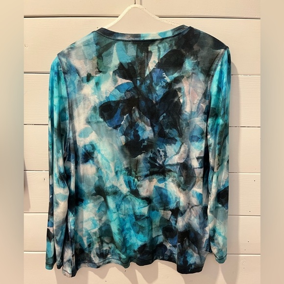 Watercolor Button-Up Cardigan by Gollehaug – Size 46 - Picture 7 of 8